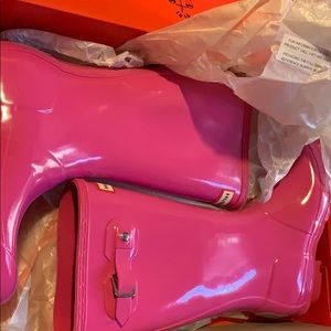 Kids hunter rain boots Size 3 Never worn outside.